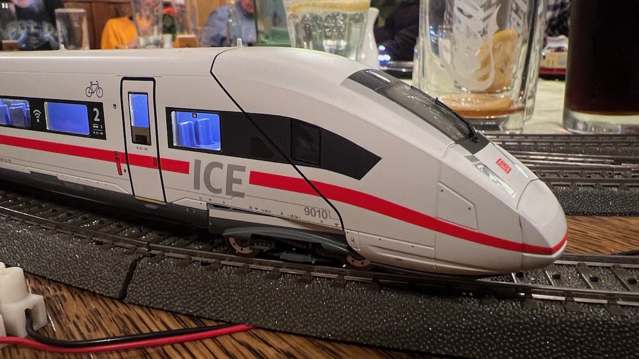 23_04_14_Mist-Hi_015 23_04_14_Mist-Hi_015